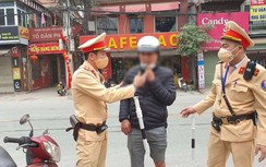 Hơn 1.400 vi phạm giao thông bị xử lý trong ngày 29 Tết