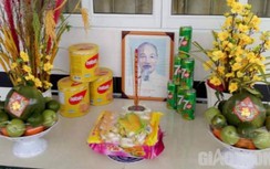 Người dân lập bàn thờ Bác Hồ mừng Đảng, đón Xuân mới