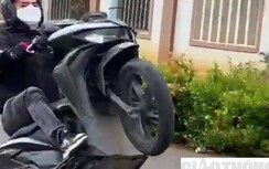 Đã xác minh được xe máy đi kiểu bốc đầu, “làm xiếc” ở Đắk Lắk