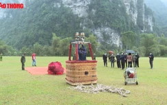 Bay thử nghiệm chuẩn bị cho Lễ hội khinh khí cầu quốc tế tại Tuyên Quang