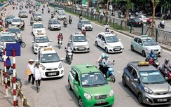 Xăng dầu tăng kỷ lục, doanh nghiệp vận tải thêm khốn khó
