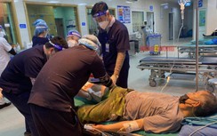 Nghẹt thở cấp cứu người đàn ông đứt lìa cẳng chân do máy cắt cỏ
