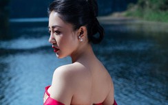 Văn Mai Hương mộng mị khoe nét quyến rũ tuổi 28