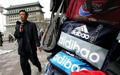 Trung Quốc tức giận vì bị Mỹ tố là nhà sản xuất hàng giả hàng đầu thế giới