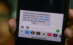 SMS Banking quá "chát", khách hàng cần làm gì để tiết kiệm "hầu bao"?