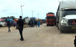 Kỳ lạ chuyện xe xuất nông sản đi 700m mất… 7 ngày