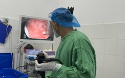 Nam thanh niên 23 tuổi nuốt cả ruột viết và bàn chải đánh răng... cho vui