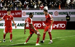 Kết quả V-League ngày 25/2: Ba đội khách toàn thắng