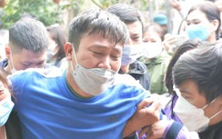 Tro cốt nạn nhân vụ chìm tàu về tới quê nhà, cả thôn Đoài bật khóc