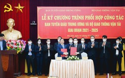 Ban Tuyên giáo Trung ương và Bộ GTVT ký kết chương trình phối hợp công tác