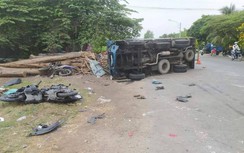 Bến Tre: Xe tải liên tục va chạm 2 xe máy, 2 người tử vong