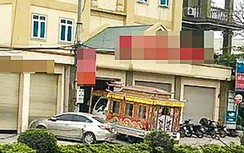 Ngửi mùi xú uế, lễ tân khách sạn mở cửa phát hiện khách đã tử vong từ lâu