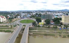 Lô đất của vợ nguyên Bí thư Kon Tum bất ngờ được chỉnh thành "đất vàng"?