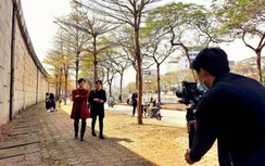 Đường phố Hà Nội phủ sắc vàng đẹp đến ngỡ ngàng