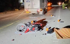 Người đàn ông tử vong sau va chạm xe tải trên QL1 qua Sóc Trăng