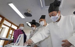 Ngày hội bầu cử tại Hàn Quốc, mỗi lá phiếu trị giá hàng triệu won