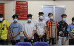 Băng tuổi teen dùng súng giả cướp điện thoại ở cổng siêu thị AEON Mall