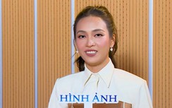 Ái Phương: Nói nghệ sĩ phải sống chuẩn mực quá khó