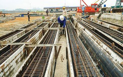 Giá vật liệu tăng làm khó nhà thầu cao tốc Bắc- Nam