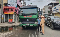 CSGT đón lõng mọi cửa ngõ Thủ đô, các tài xế xe "hổ vồ" hối hả gọi cứu viện