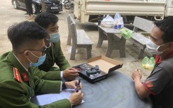 Công an Huế bắt ô tô tải chở nhiều súng bắn điện đồ chơi trẻ em nguy hiểm