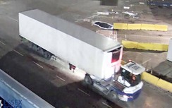 Anh kết án kẻ tham gia đường dây buôn lậu 39 người Việt trong xe container