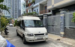 Đi bộ mua thức ăn, cụ bà mắc Covid-19 bị xe tải cuốn vào gầm tử vong