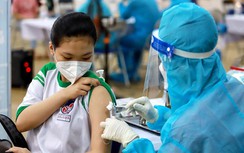 Trẻ khỏi Covid-19 có cần tiêm vaccine?