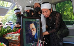 Nước mắt tiễn đưa nhạc sĩ Hồng Đăng, Hà Nội chiều nay không mùi hoa sữa