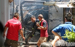 Khởi tố, bắt giam 9X mua 18 lít dầu đốt nhà bạn gái cháy rụi ở TP.HCM