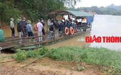 Tìm thấy một thi thể sau 4 ngày đắm đò, hai mẹ con mất tích ở Tuyên Quang