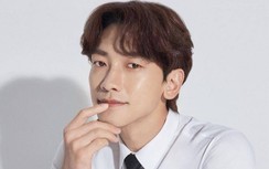 Bi Rain suýt phẫu thuật thẩm mỹ vì bị chê xấu