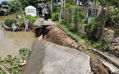 Lại sạt lở sông Ô Môn, 4 căn nhà trôi sông ở Cần Thơ