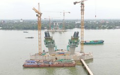 Thứ trưởng Bộ GTVT: "Phải rút ngắn tiến độ thi công cầu Mỹ Thuận 2"