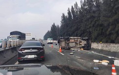 Báo động tai nạn giao thông thảm khốc do nổ lốp ô tô