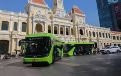 Giá xăng tăng, cư dân Vinhomes Grand Park thảnh thơi đi làm bằng xe VinBus