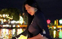 Đã xác định được cô gái mặc "hở bạo" ngồi thuyền thả đèn hoa đăng ở Hội An