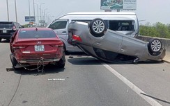 Xe biển xanh gặp nạn trên cao tốc TP.HCM - Long Thành - Dầu Giây