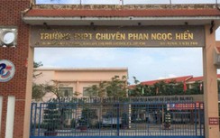 Thực hư Phó hiệu trưởng bắt học sinh ăn thức ăn đã quăng vào thùng rác?