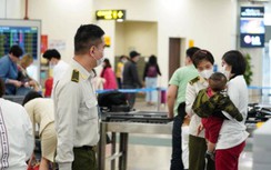 Hàng không “siết” an ninh, an toàn, kiểm soát việc tăng giá vé dịp 30/4