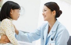 Hi hữu bé gái 10 tuổi ở Bình Dương đổ “mồ hôi máu”