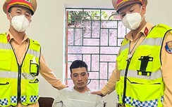 Trên đường tuần tra, CSGT bắt quả tang đối tượng tàng trữ ma túy