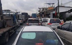 Sáng 30/4, QL1 đoạn qua Tiền Giang thông thoáng trở lại