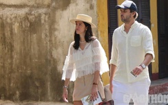 Nắng ấm, dòng người đến Hội An đông đúc, quán xá kín bàn