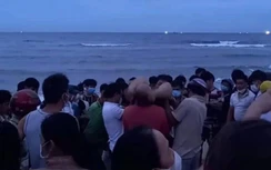 Rủ nhau tắm biển, 2 anh em đuối nước thương tâm, 1 người hàng xóm mất tích
