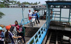 Cà Mau siết chặt bảo đảm ATGT đường thủy mùa mưa bão