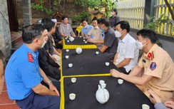 Quặn đau vụ 3 mẹ con bị xe "hổ vồ" đâm tử vong, 1 bé trai từng bị trao nhầm
