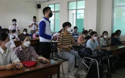 Honda Sơn Minh hướng dẫn lái xe an toàn cho sinh viên ĐH Sư phạm TP.HCM