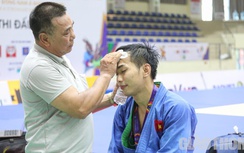 Hai nhà vô địch SEA Games 31 và "món quà" vô giá từ những người đặc biệt