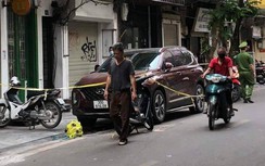 Bắt 3 đối tượng, lộ nguyên nhân vụ cầm súng gây rối ở phố Hàng Bè